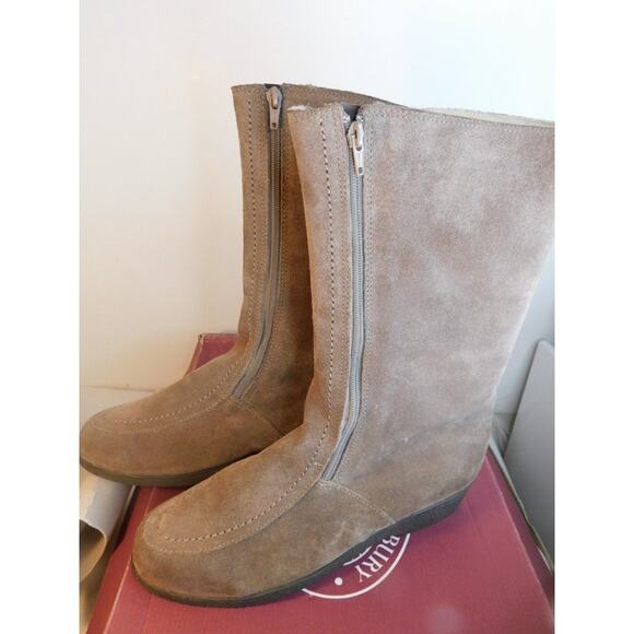 Draper of Glastonbury Ambleside Sheepskin Suede Boot Taupe Brown Size 8.5 - Picture 9 of 9